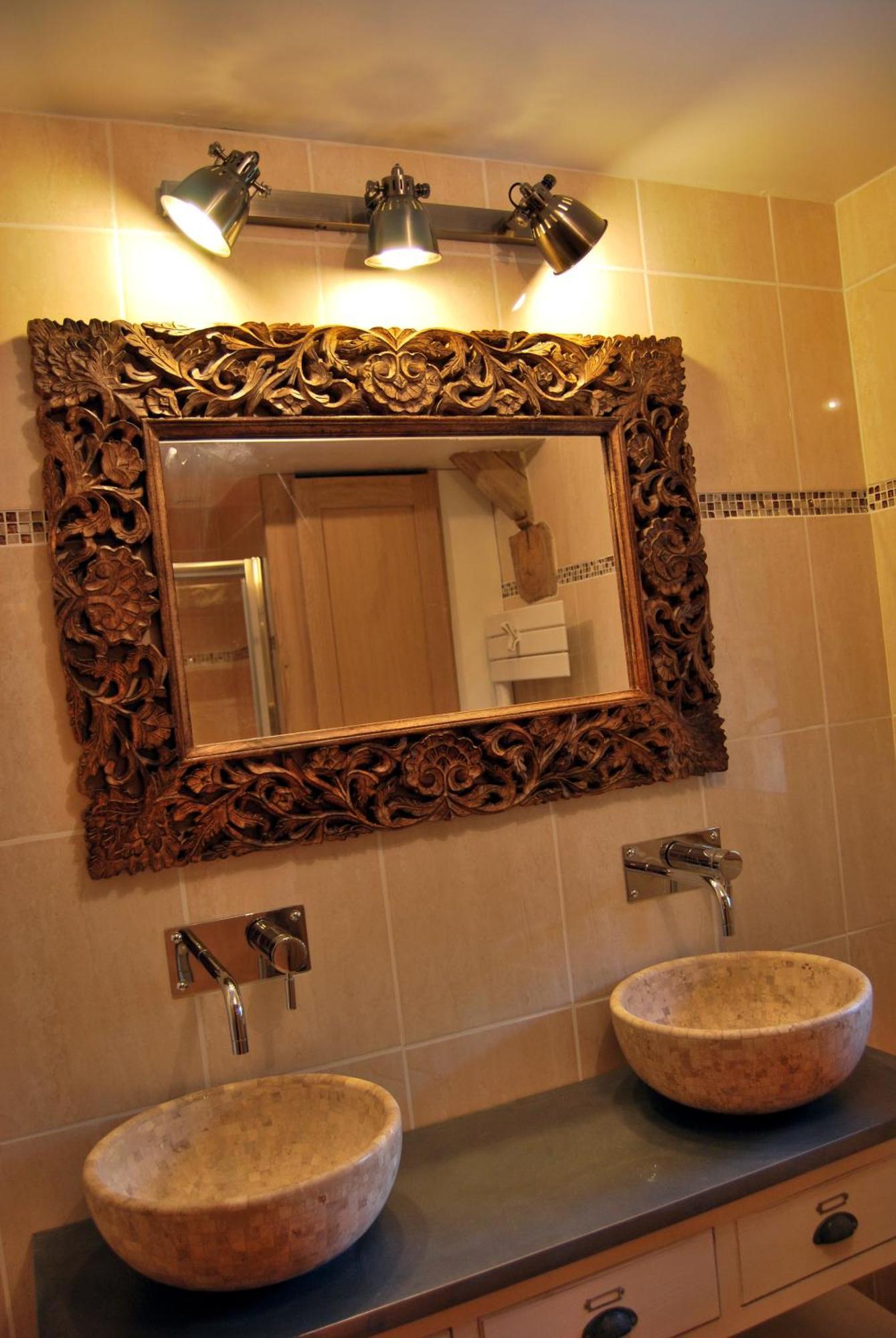 Le Clos Des Tilleuls D Day Home, Chambres D'Hotes, Suite Avec Sauna Privatif, Suite Avec Balneotherapie Privative, En Supplement Option Spa Bain A Remous La Vendelée Екстериор снимка