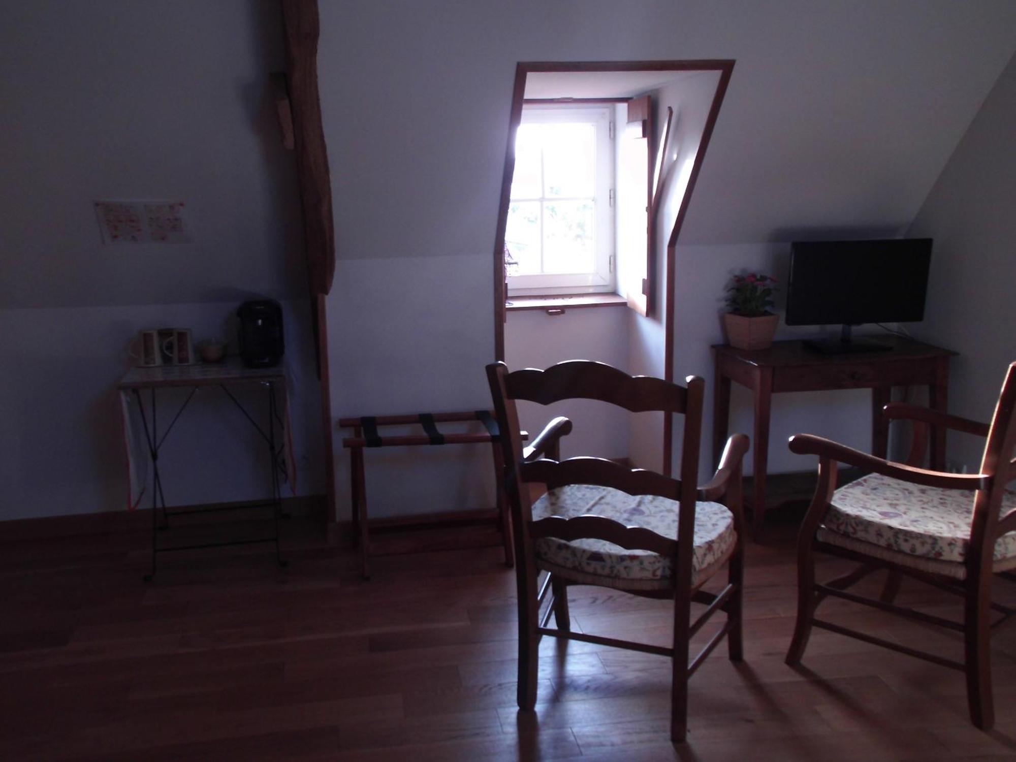 Le Clos Des Tilleuls D Day Home, Chambres D'Hotes, Suite Avec Sauna Privatif, Suite Avec Balneotherapie Privative, En Supplement Option Spa Bain A Remous La Vendelée Стая снимка