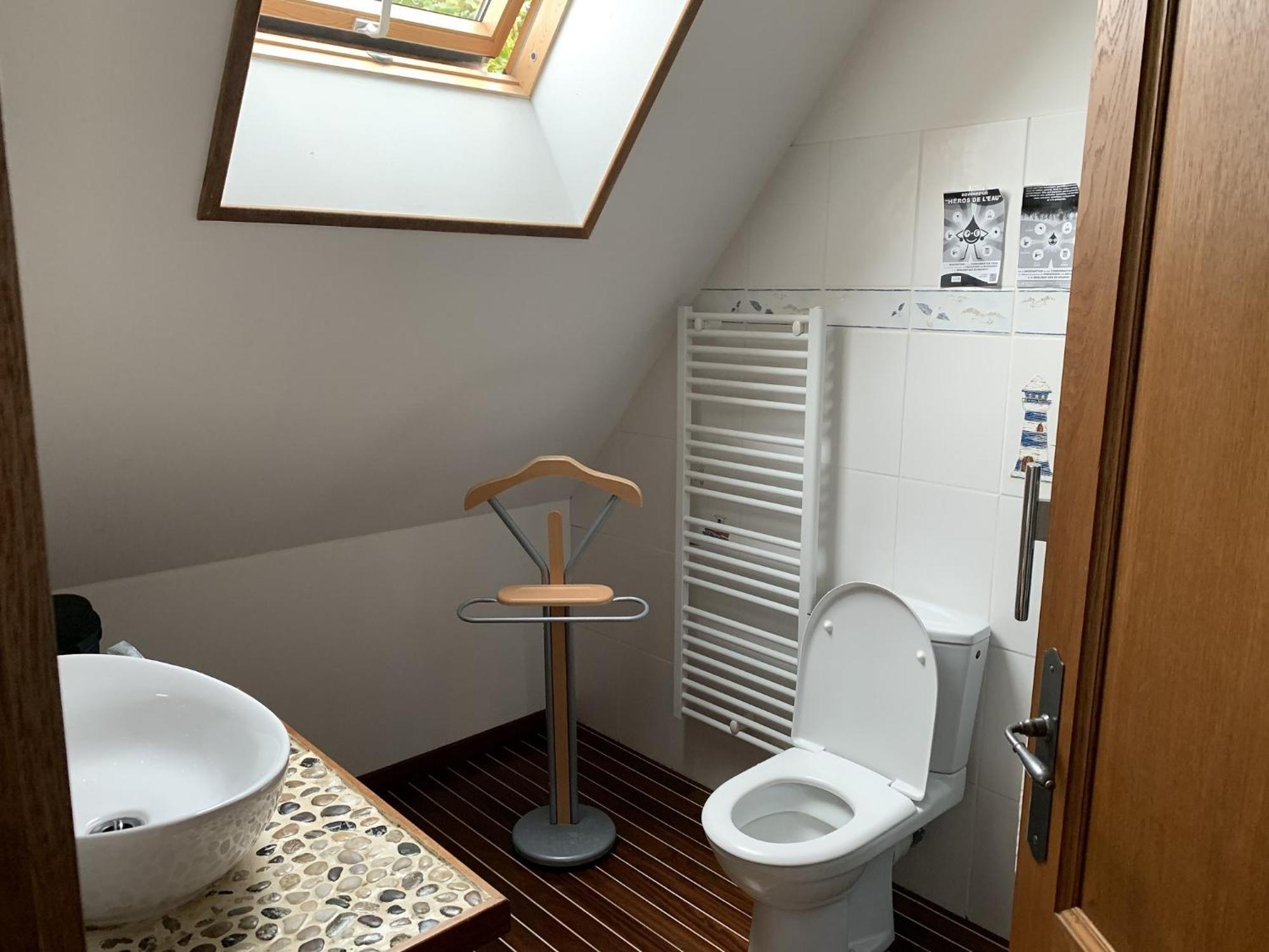 Le Clos Des Tilleuls D Day Home, Chambres D'Hotes, Suite Avec Sauna Privatif, Suite Avec Balneotherapie Privative, En Supplement Option Spa Bain A Remous La Vendelée Стая снимка